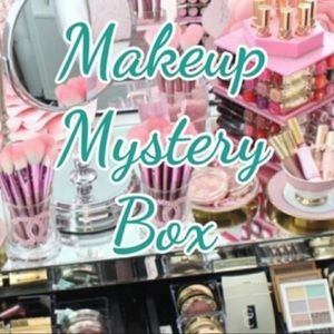 MAKEUP MYSTERY BOX 💋